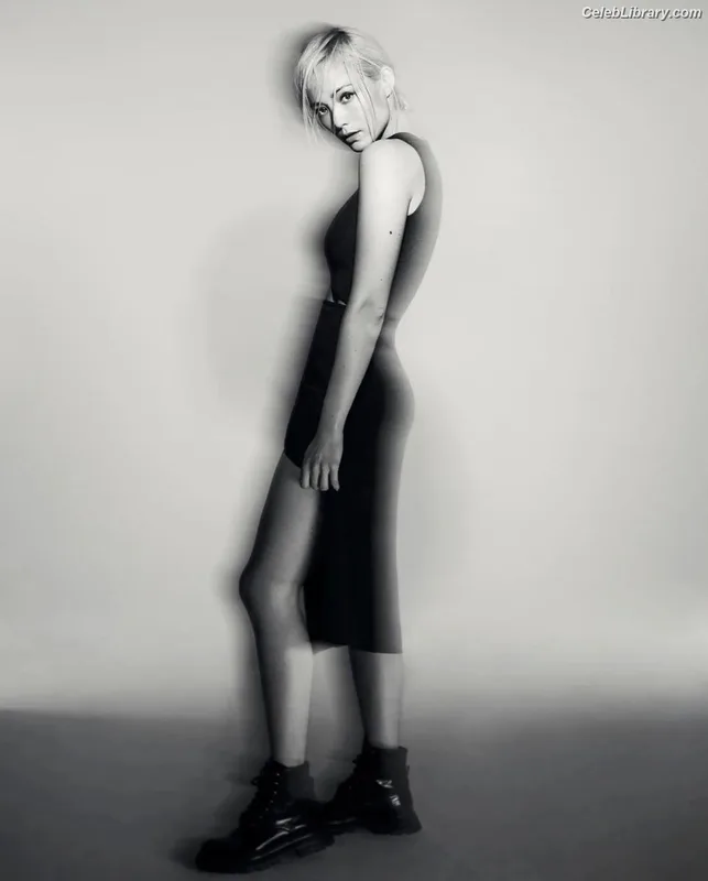 Pom Klementieff photo 7 of 341