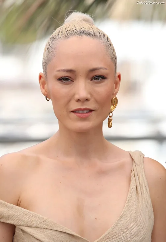 Pom Klementieff photo 8 of 341