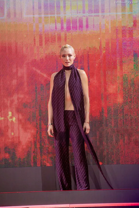 Pom Klementieff photo 7 of 341