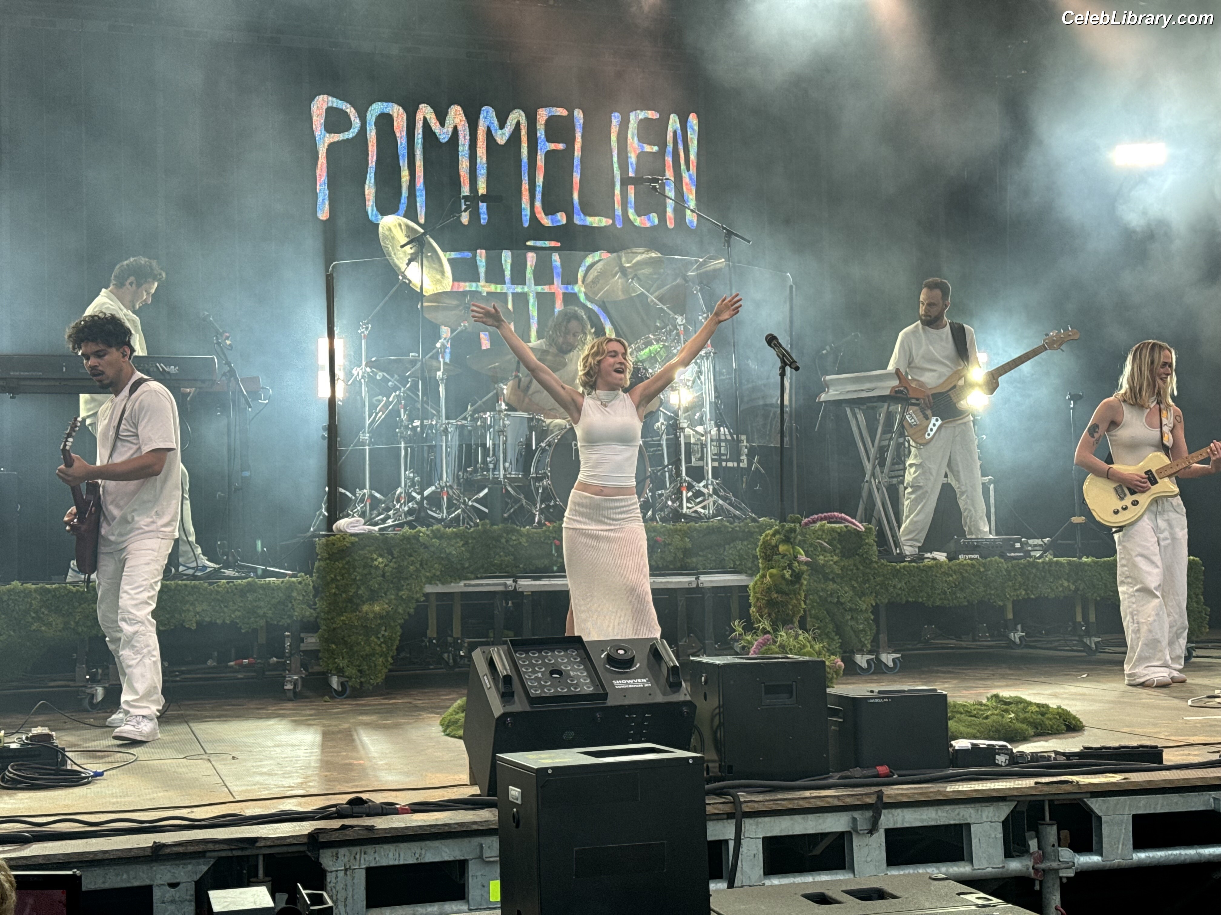 Pommelien Thijs photo 12 of 1594