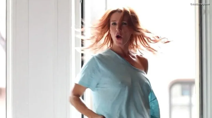 Poppy Montgomery photo 1 of 86
