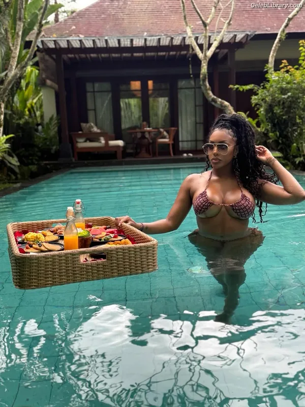 Porsha Williams photo 3 of 289