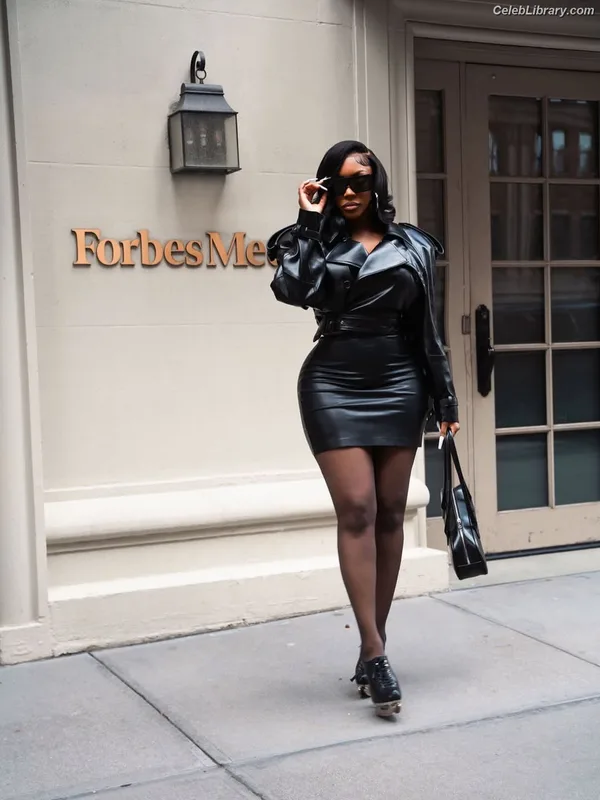 Porsha Williams photo 13 of 289