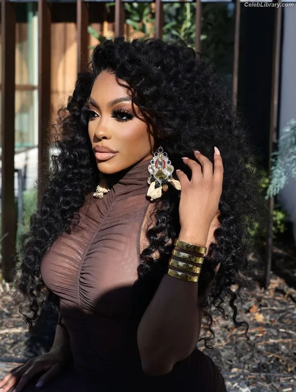 Porsha Williams photo 14 of 289