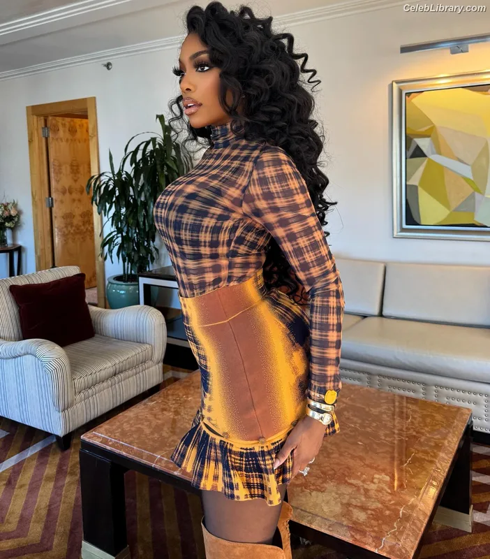 Porsha Williams photo 16 of 289