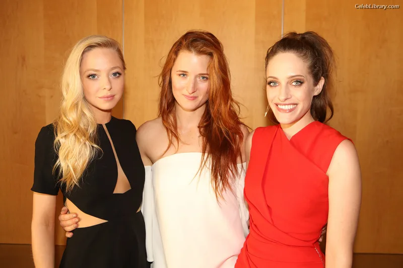 Portia Doubleday photo 14 of 85