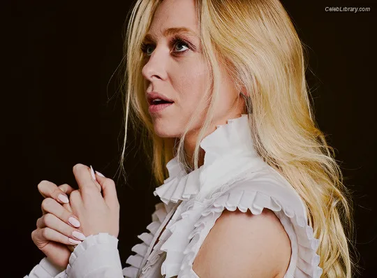 Portia Doubleday photo 23 of 85