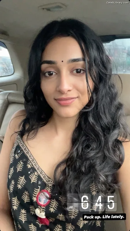 Preity Mukhundhan photo 1 of 45