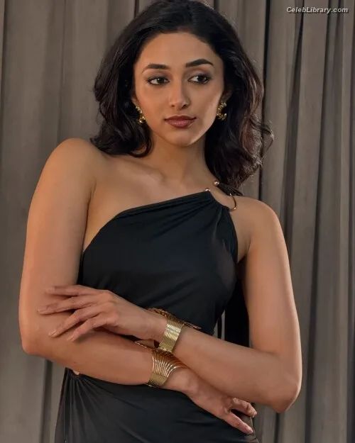 Preity Mukhundhan photo 14 of 45