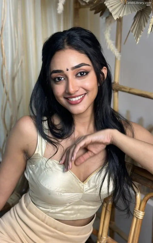 Preity Mukhundhan photo 10 of 45