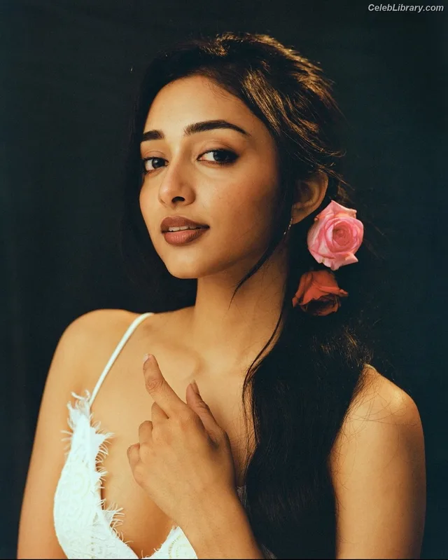 Preity Mukhundhan photo 17 of 45