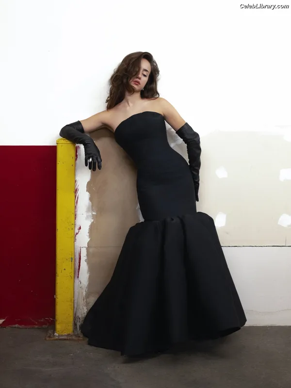 Priscilla Delgado photo 2 of 56