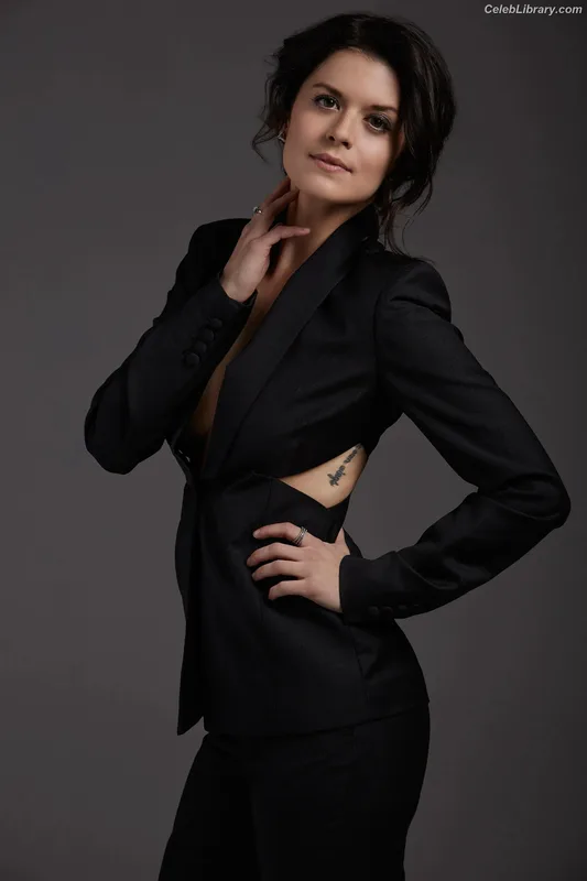 Priscilla Faia photo 3 of 19