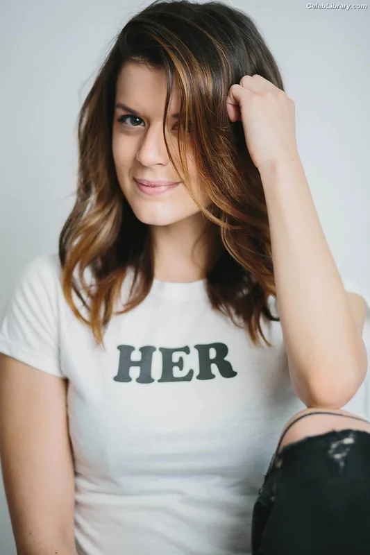 Priscilla Faia photo 9 of 19