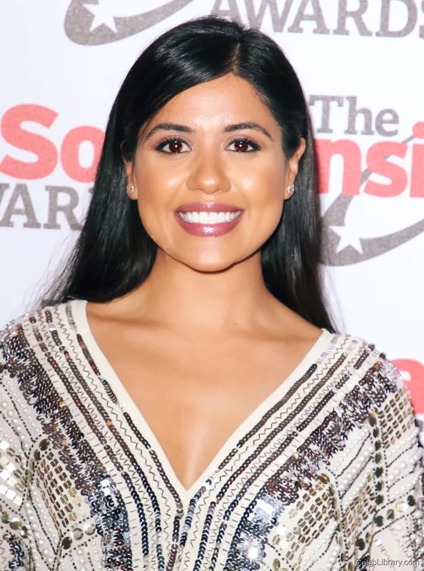 Priya Davdra photo 3 of 64