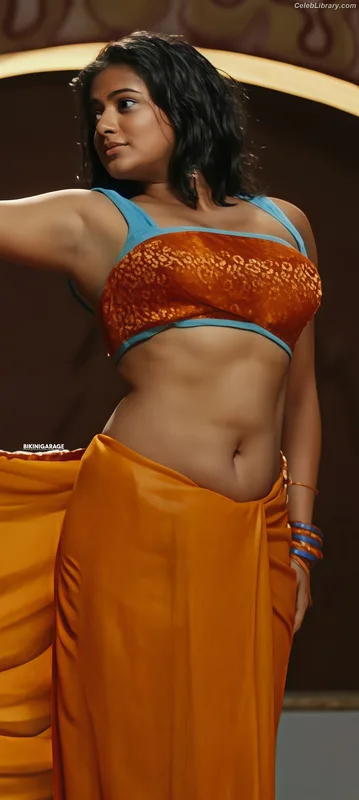 Priyamani photo 14 of 44