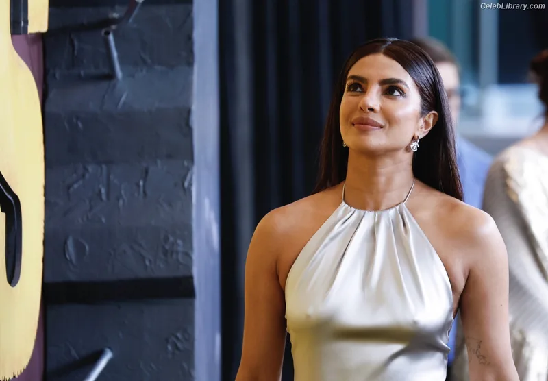 Priyanka Chopra photo 15 of 759