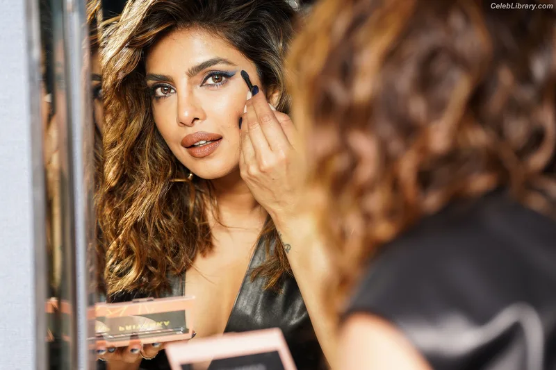 Priyanka Chopra photo 3 of 759