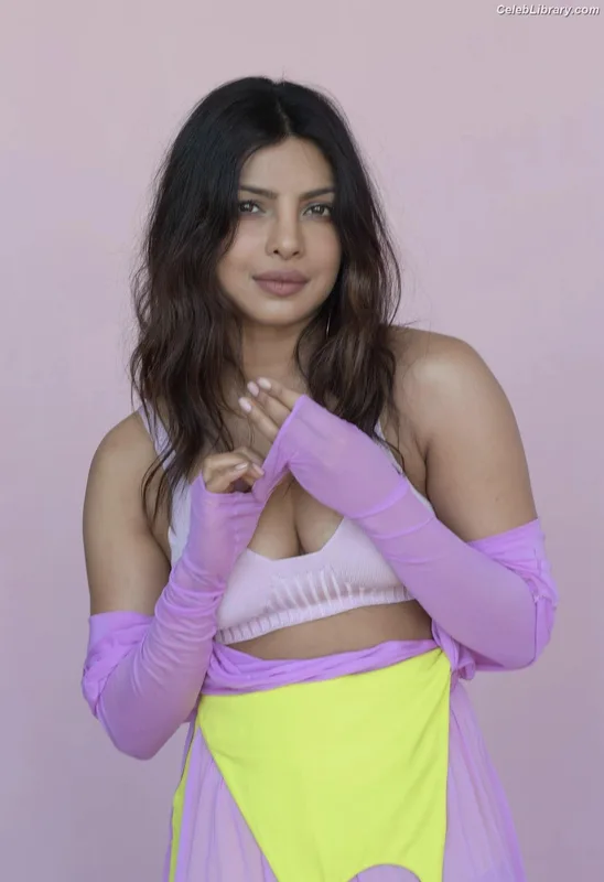 Priyanka Chopra photo 6 of 759