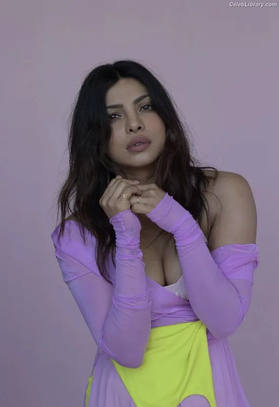 Priyanka Chopra photo 10 of 759