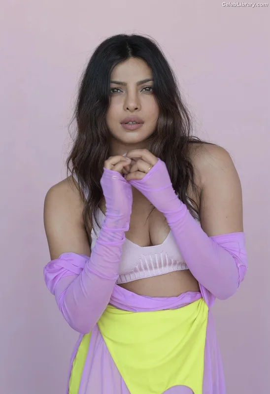 Priyanka Chopra photo 18 of 759