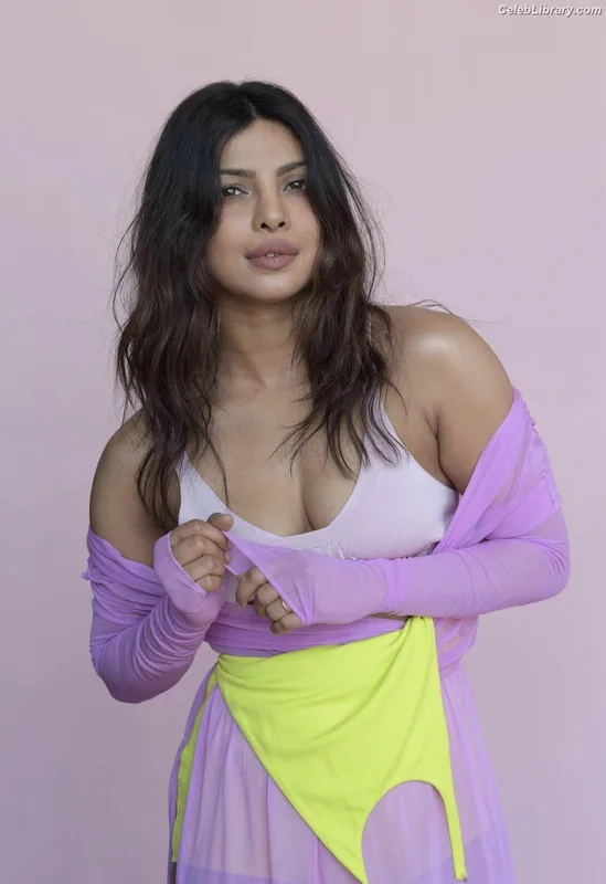 Priyanka Chopra photo 21 of 759