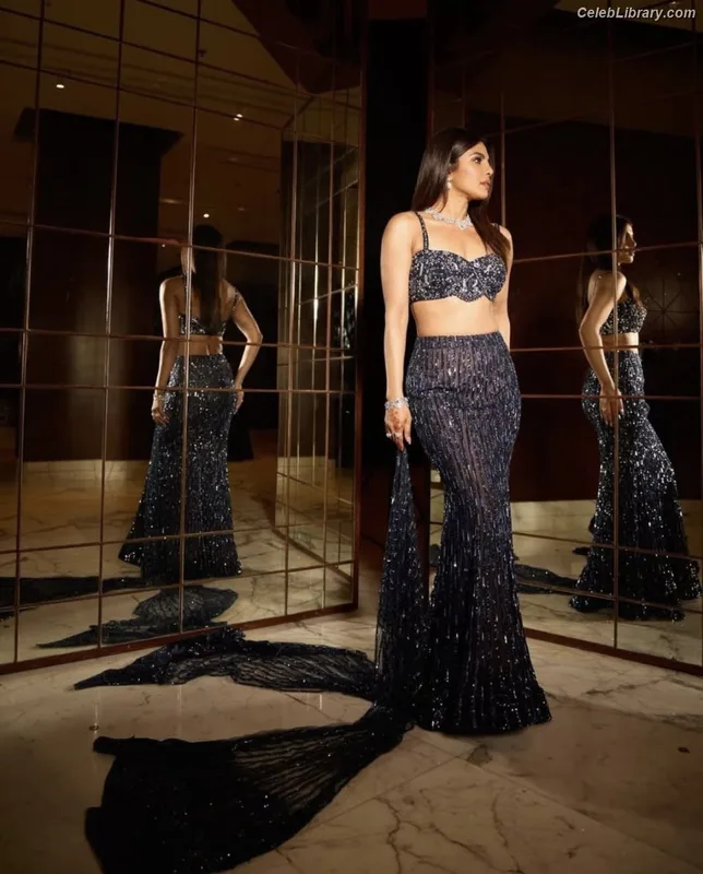 Priyanka Chopra photo 17 of 759