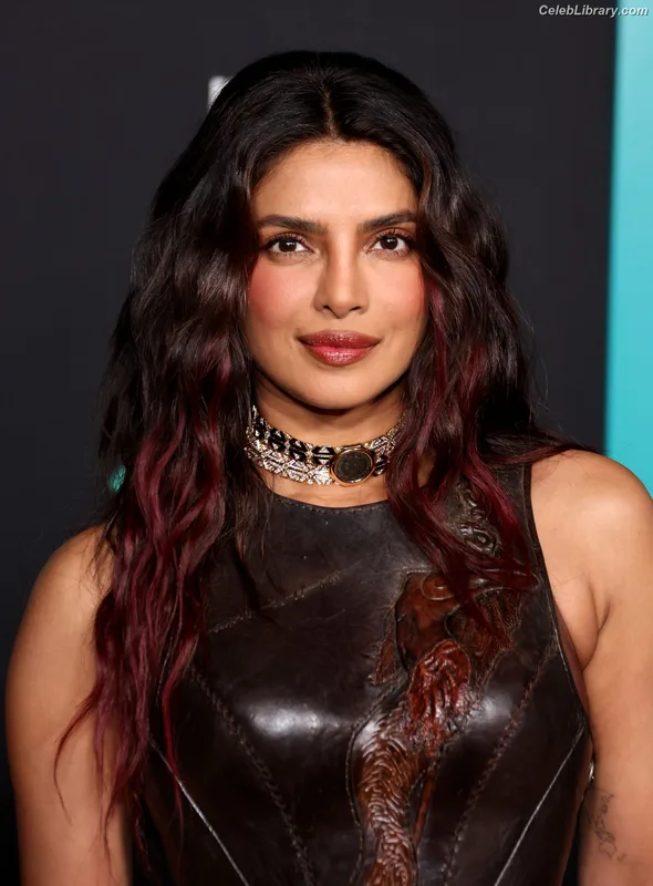 Priyanka Chopra photo 13 of 759