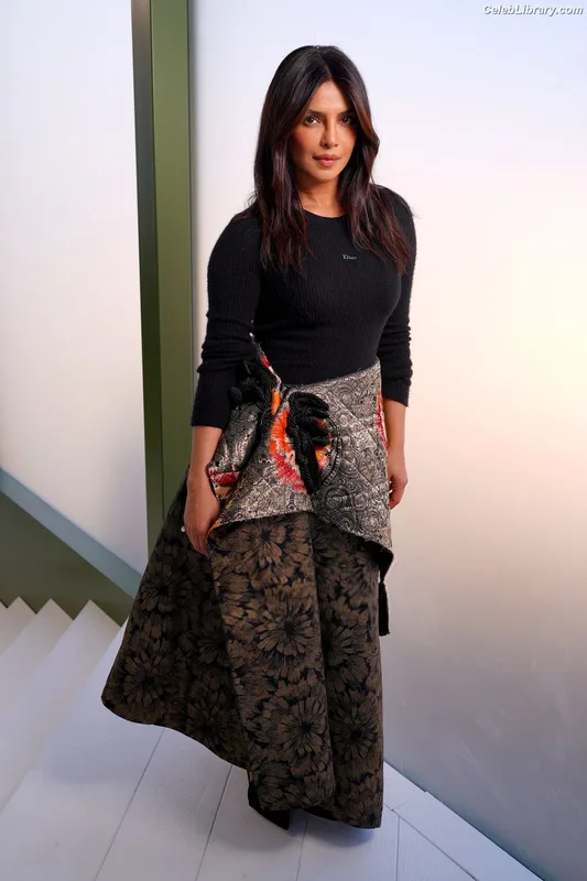 Priyanka Chopra photo 23 of 759