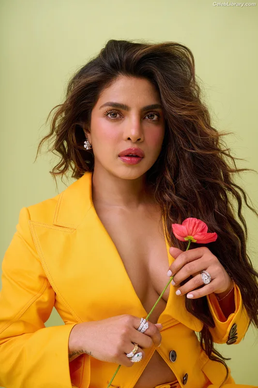 Priyanka Chopra photo 22 of 759
