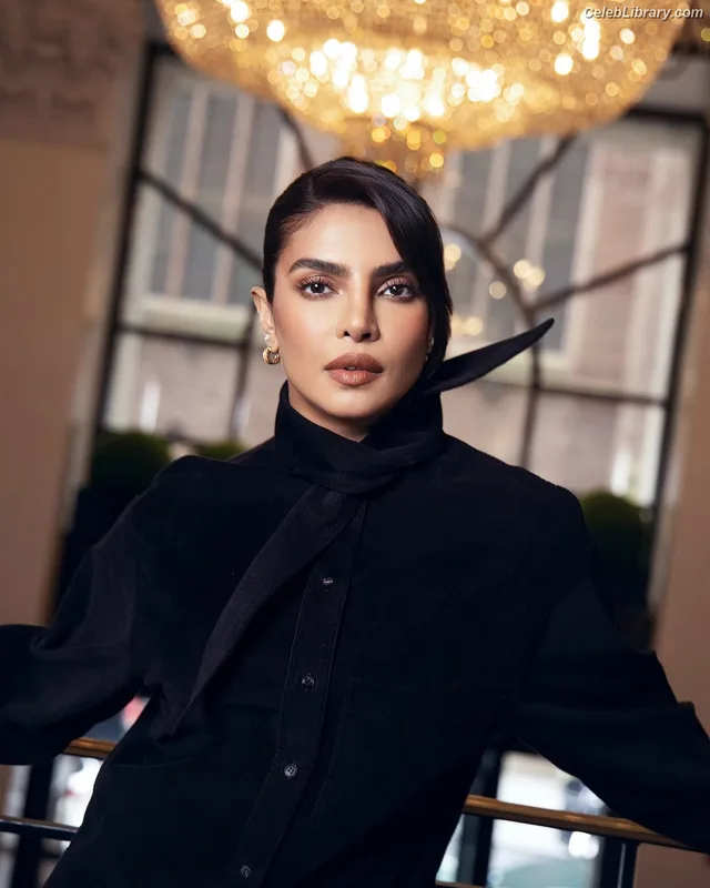 Priyanka Chopra photo 14 of 759