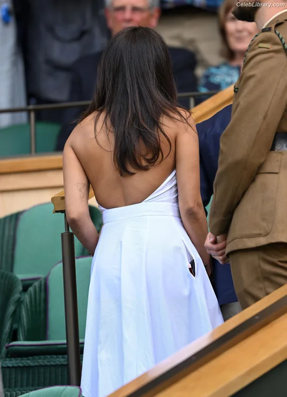 Priyanka Chopra photo 5 of 759