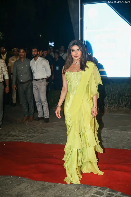 Priyanka Chopra photo 12 of 759