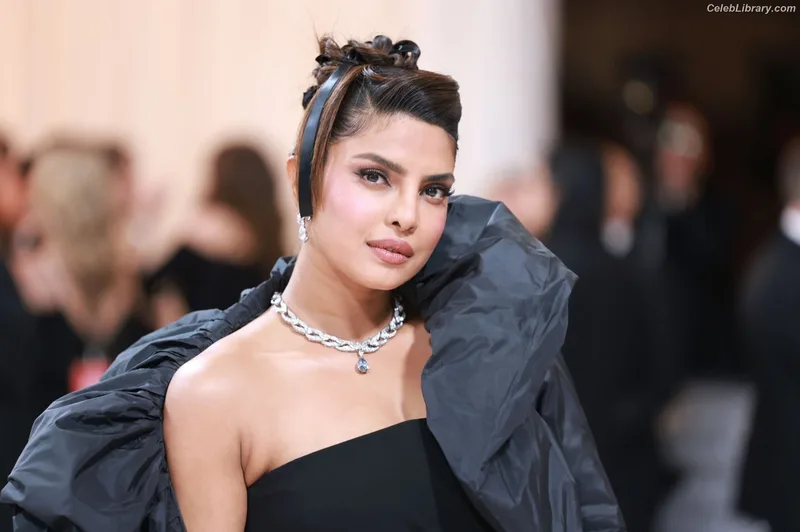 Priyanka Chopra photo 15 of 759