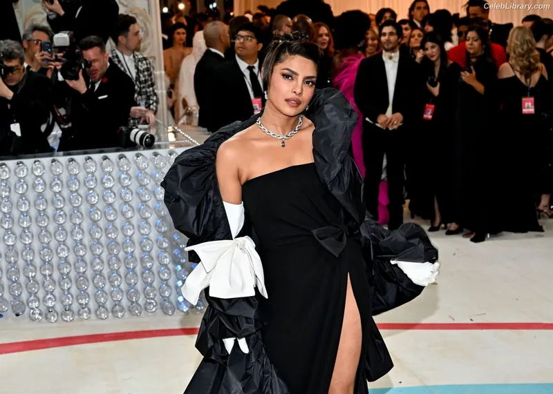 Priyanka Chopra photo 24 of 759