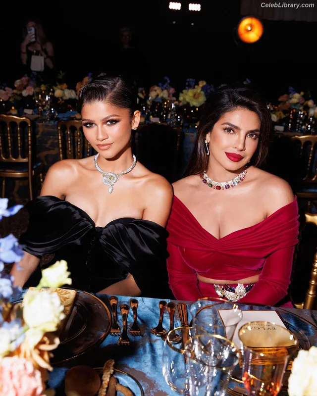 Priyanka Chopra photo 1 of 759