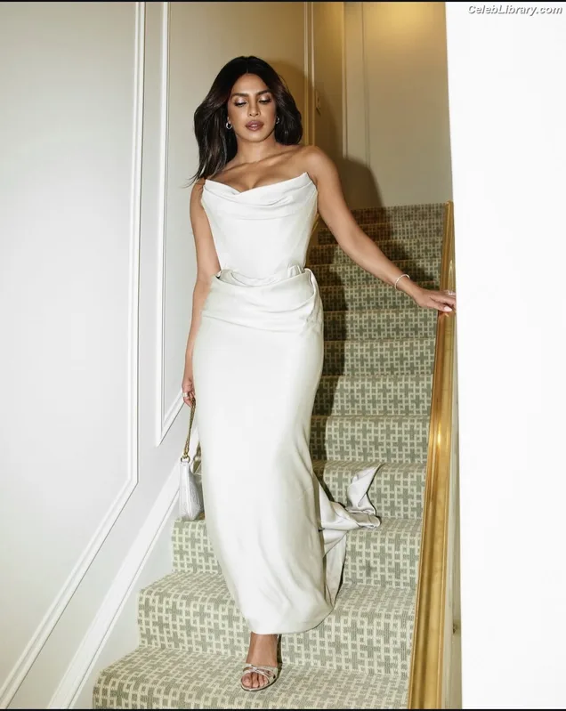 Priyanka Chopra photo 10 of 759