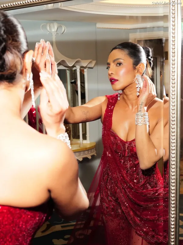 Priyanka Chopra photo 15 of 759