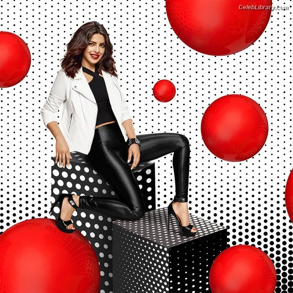 Priyanka Chopra photo 14 of 759