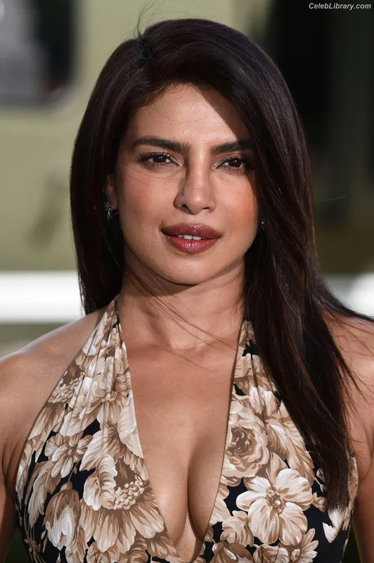 Priyanka Chopra photo 16 of 759