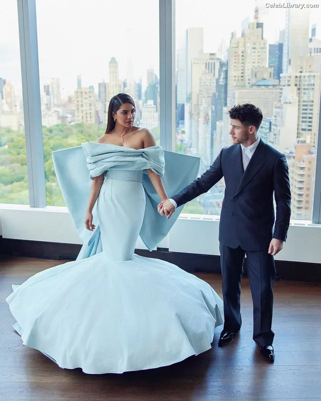 Priyanka Chopra photo 22 of 759