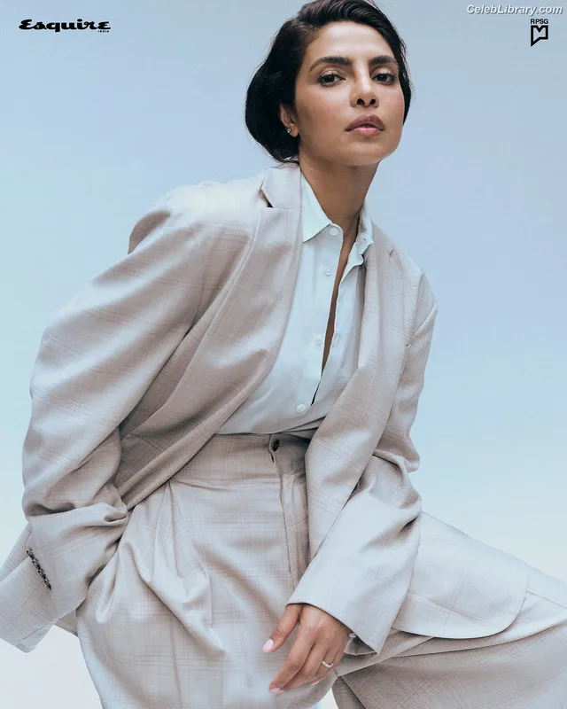 Priyanka Chopra photo 16 of 759