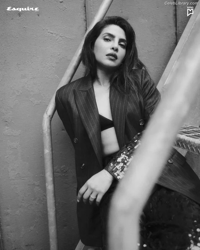 Priyanka Chopra photo 18 of 759