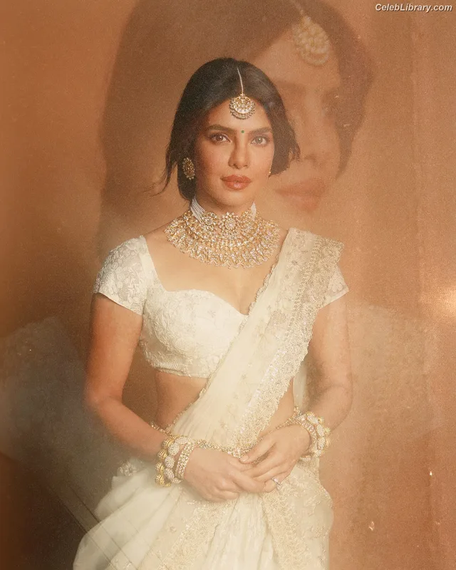 Priyanka Chopra photo 14 of 759