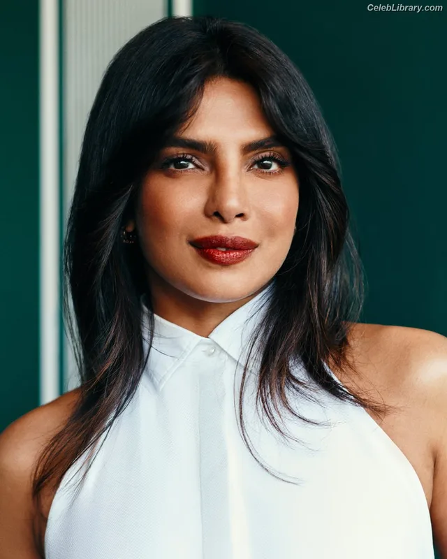 Priyanka Chopra photo 24 of 759