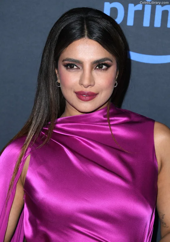 Priyanka Chopra photo 11 of 759