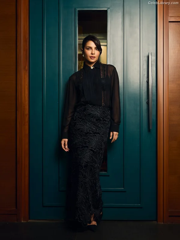 Priyanka Chopra photo 24 of 759