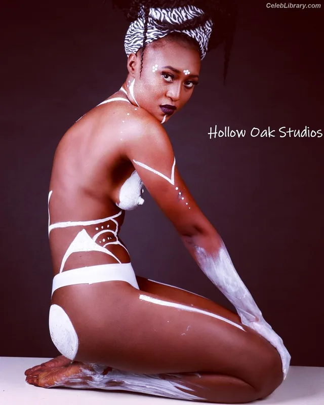 Queen Aminata photo 10 of 195