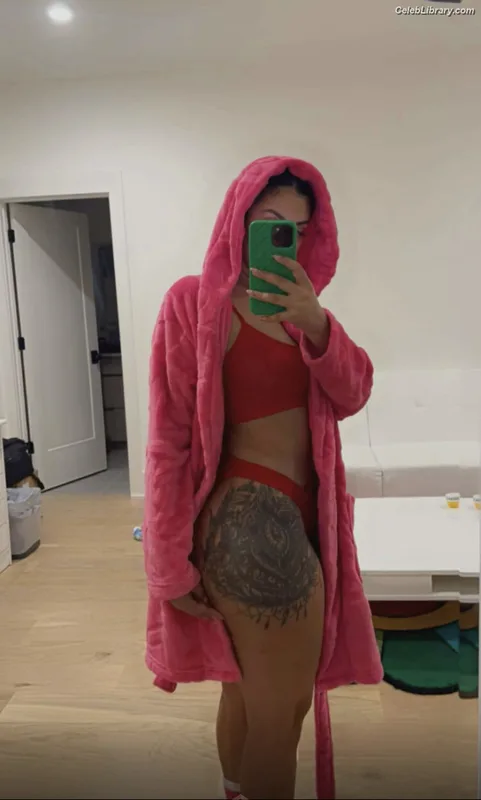 Queen Naija photo 5 of 70