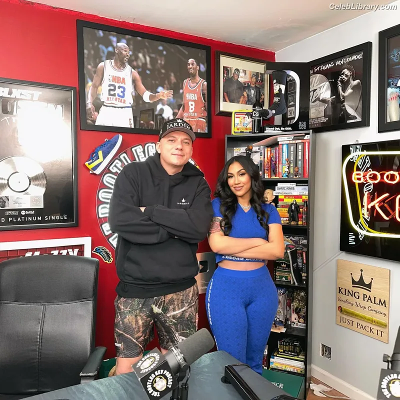 Queen Naija photo 6 of 70